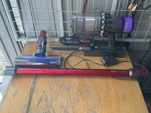 【中古品バッテリー弱ってます】ダイソン dyson V11コードレスクリーナー SV14動作品