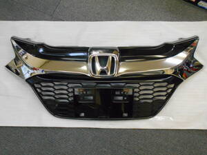 ヴェゼル　モデューロ　フロント　Grille　前期　？　後期　？　Honda　ハイブリット　RU1　RU2　RU3　RU4