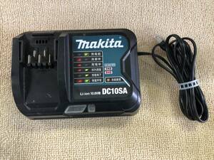 K-1652 nakita/マキタ　リチウムイオンバッテリ　10.8V　充電器　DC10SA