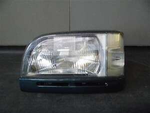  Mitsubishi / Bravo /U44V/ headlamp left / halogen /MR162617/ Stanley /033-7070/*6394/