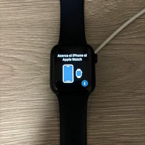 Apple Watch Series 6 GPSモデル 40mm ブルーアルミケースとネイビースポーツバンド MG143J/A