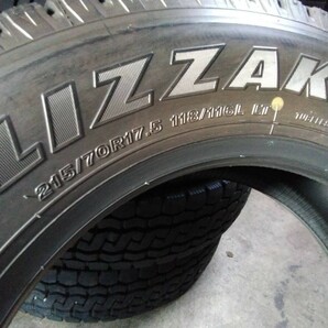 ★極良品★ブリヂストン 21年製 トラック用冬タイヤ 6本セット 215/70R17.5 BRIDGESTONE BLIZZAK W979 [91]の画像8