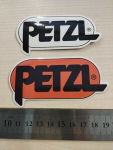 アウトドア　ステッカー　２枚セット　PETZL PETZLステッカー　キャンプ　ペツル　ペツルステッカー