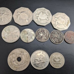 外国銭 外国硬貨 ツバル / パプアニューギニア 現状品 古銭の画像1