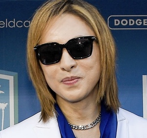 [ мир среди тема.doja- Stadium . большой ..!]YOSHIKI DIOR солнцезащитные очки 