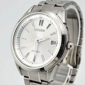 状態良好品 CITIZEN EXCEED シチズン エクシード AS7030-52A H111-T016952 電波ソーラー 腕時計 メンズ レディース チタン シルバーの画像4