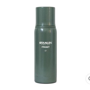 FRAGMENT DESIGN x STANLEY To-Go Bottle (0.5L) "Hammertone Green" 