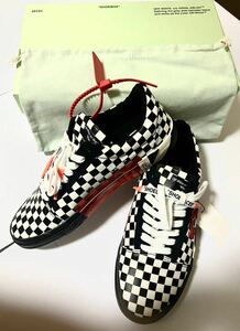 箱付き新品未使用品　OFF-WHITE LOW TOP　ローカットスニーカー　サイズ42　BLK　ストリートシューズ　ブロックチェック