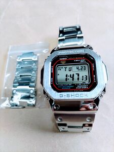 G-SHOCK GW-M5610U-1シルバー・メタルカスタム電波ソーラー　未使用・新品 