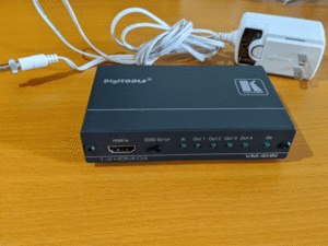 Kramer VM-4HN 1:4 HDMI信号用分配器 HDCP準拠 HDTV互換