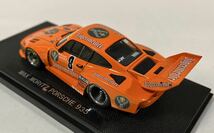 PORSCHE 935 MAX MORITZ 935 NO.8 Orenge 1/43 Scale EBBRO製_画像3