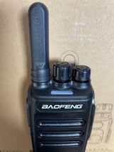 [UHF トランシーバー 2台セット] Baofeng UV-12Mini 最大5W ペア 430Mhz帯 16ch固定 イヤホンマイク USBチャージャー付 無線機_画像2