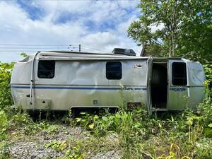 Camping trailer Airstream Safari AIRSTREAM SAFARI SILVER/BLUE Trailerハウス 牽引 レストア 中古vehicle 現状出品