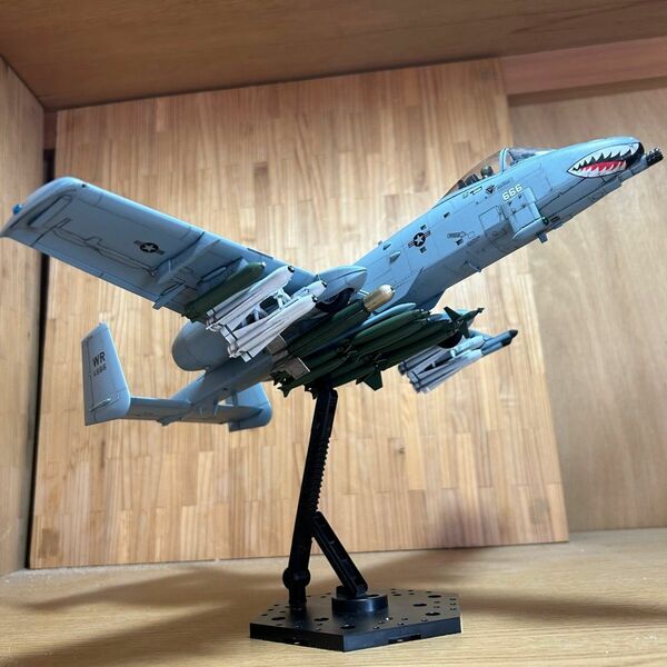 タミヤ 1/48 A-10A THUNDERBOLTⅡ 「飛行形態完成品」「飛行形態ディスプレイ」「フルウエポン」