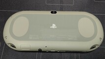 PS VITA 本体 PCH-2000 中古品_画像2