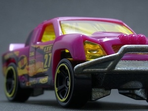 ☆☆日曜夜☆未開封新品☆OFF TRACK (第3世代金型)☆HOT WHEELS