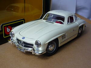  unused 1/18 BBurago Mercedes Benz 300SL 1954 Italy made 