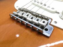 1000円スタート エレキギター Fender STRATOCASTER MADE IN JAPAN フェンダー 音出し確認済み 楽器 弦楽器 6弦 演奏 SHK BB8023_画像9