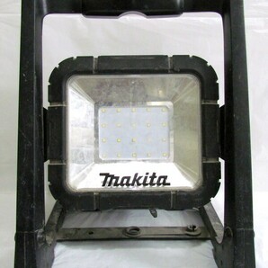 1000円スタート 充電式LEDスタンドライト Makita マキタ ML805 AC100V/14.4V/18V 本体のみ 作業用ライト 投光器 3 B9014の画像2