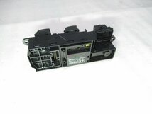 ミラージュ　DBA-A03A　右　フロント　パワーウィンドウ　スイッチ　8608A327　集中　運転席側　純正　23109　伊t_画像4