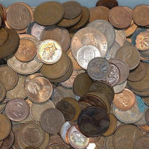 【1円スタート】イギリス他 新旧１・２ペニー硬貨他 おまとめ 約2.4㎏ の画像4