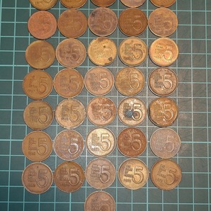 【1円スタート】韓国 大韓民国 KOREA 5ウォン硬貨 won coin 5won 古銭 特年 36枚 おまとめセットの画像1