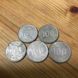 稲100円　銀貨　昭和40年　5枚