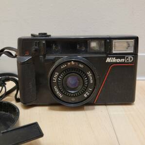 【OAK-1682FH】1円スタート Nikon ニコン カメラ L35AD 35mm 1:2.8 動作未確認品 中古 長期保管品 コンパクトフィルム ストラップ付 現状品の画像2