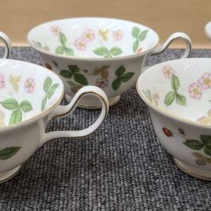 【YYD3276OM】1円～ 中古 WEDGWOOD ウェッジウッド WILD STRAEBERRY ワイルドストロベリー カップ＆ソーサー 5客セット 食器 コレクションの画像3