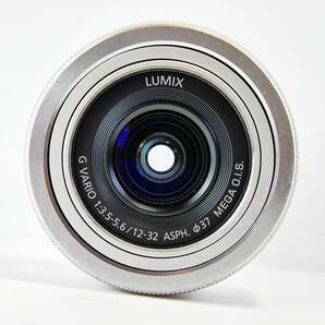 ★実用★ Panasonic パナソニック LUMIX G VARIO 12-32mm / F3.5-5.6 ASPH. / MEGA O.I.S. H-FS12032 シルバー 中古実用品の画像9