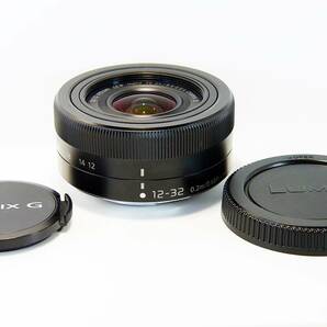 ★美品★ Panasonic パナソニック LUMIX G VARIO 12-32mm / F3.5-5.6 ASPH. / MEGA O.I.S. H-FS12032 ブラック 中古美品の画像1