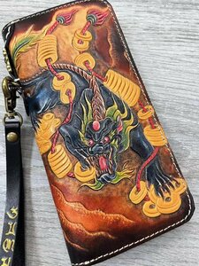 Art hand Auction Three-dimensional effect made by top leather craftsmen Genuine leather Money luck beast carved carving long wallet Tanned leather Handmade Hand-dyed Round zipper Men's wallet, wallet, Men's, Long wallet (with coin purse)