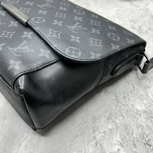 【極美品】ルイヴィトン LOUIS VUITTON エクスプローラーPM ショルダーバッグ メッセンジャー モノグラム エクリプス 斜め掛け メンズ の画像4