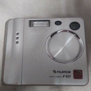 H1996 FUJIFILM FINEPIX F401 コンパクトデジタルカメラ 小型デジカメ/富士フイルム 簡易動作確認OK 動作品 現状品 送料無料 の画像1