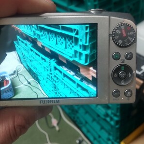 H1984 FUJIFILM FINEPIX F60fd コンパクトデジタルカメラ 小型デジカメ/富士フイルム 簡易動作確認OK 動作品 現状品 送料無料 の画像4