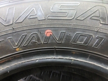 2021年製 ダンロップタイヤ DUNLOP ENASAVE VAN01 195/80R15 107/105L LT 4本 №4663上 夏タイヤ オンロードタイヤ 80～90％残溝_画像10