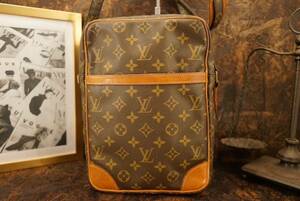 LOUIS VUITTON ルイヴィトン ダヌーブ MM モノグラム ショルダーバッグ バッグ ブラウン 茶