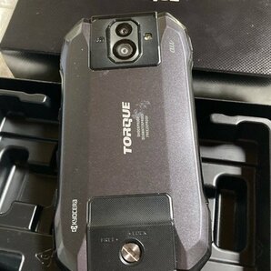 液晶キレイ TORQUE G04 KYV46 au SIMフリー 利用制限〇 他社SIMにて通話OK ☆ 動作良好 スマホ本体 Z29の画像3