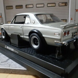 京商 1/18 NISSAN SKYLINE 2000GT-R(KPGC10) ホイール交換カスタム品の画像4