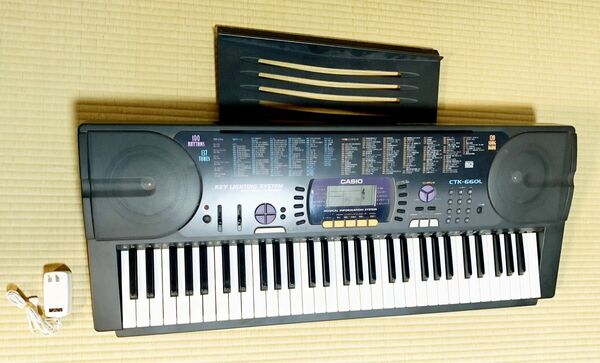 CASIO CTK-660L 電子ピアノ / 電子キーボード