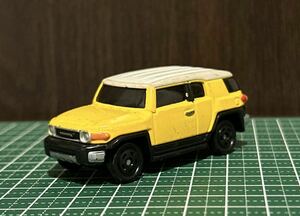 タカラトミー　トミカ　トヨタ　FJクルーザー　改造ベース　1円スタート