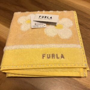 FURLA ハンドタオル　タグ付き新品