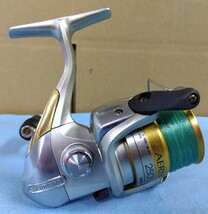 【釣り具】SHIMANO シマノ スピニングリール AERNOS XT 2500SDH アウトドア 海 湖 川 フィッシング 魚　八王子引き取りOK24469_画像2