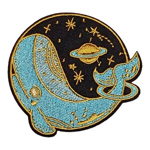 K-9【 アイロンワッペン 】 刺繍ワッペン アップリケ リメイク 鯨 クジラ ホエール Whale 宇宙 惑星 patch パッチ アイロンワッペン