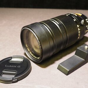 S971 Panasonic レンズ LEICA DG VARIO-ELMAR H-RS100400 1:4.0-6.3/100-400mm ASPH.φ72 1.3m/4.27ft-∞ POWER O.I.S LUMIX フォーサーズの画像1