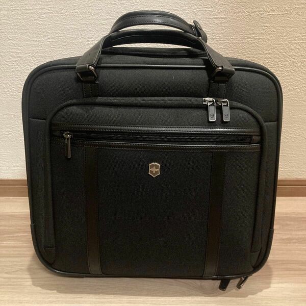 [ビクトリノックス]キャリーケース　ブリーフケースバックパック ビジネスバッグ スーツケース　2-3泊用