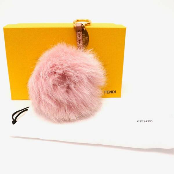 フェンディ セレリア チャーム キーホルダー ふわふわ モフモフ ボンボン ファー レザー 本革 ピンク pink Fendi