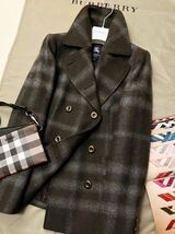 SH9【魅了するノバチェック】参考価格18万●超美品BURBERRY LONDON●華やかなシルエット●トレンチPコート バーバリーコート レディース_画像1