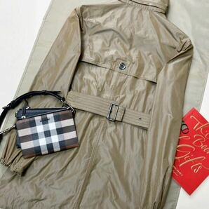 L12【雨の日にさらっとはおる】参考価格12万●超美品BURBERRY LONDON●日常をアップデート●トレンチコート バーバリーコート レディースの画像8