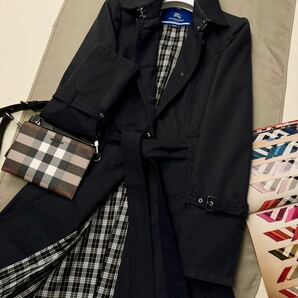 H39【さっと薄手トレンチ】参考価格12万●超美品BURBERRY BLUE LABEL●英国エレガント〜高級トレンチコート バーバリーコート レディースの画像2